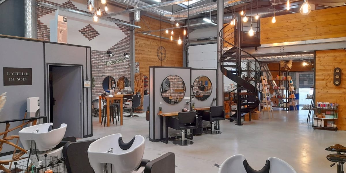 La parenthese - Coiffure Lagord - Photo de couverture - OneBooking