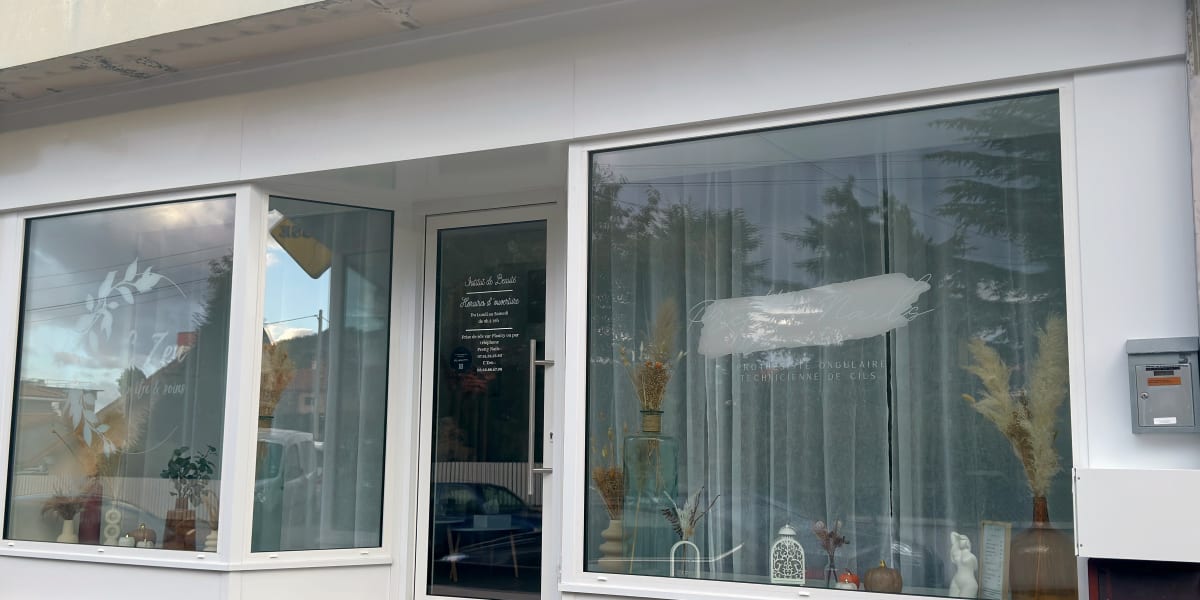 Pretty Nails x CZen - Institut de beauté Lempdes - Photo de couverture - OneBooking