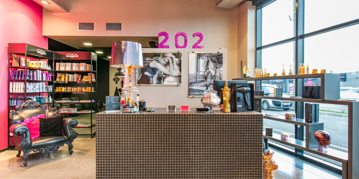 Le salon 202 - Coiffure Montélimar - Photo de couverture - OneBooking