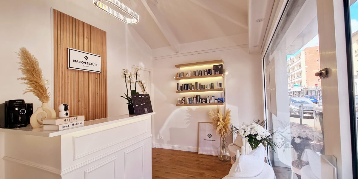 Maison Beauté Institut - Sourcils & cils Saint-Maur-des-Fossés - Photo de couverture - OneBooking