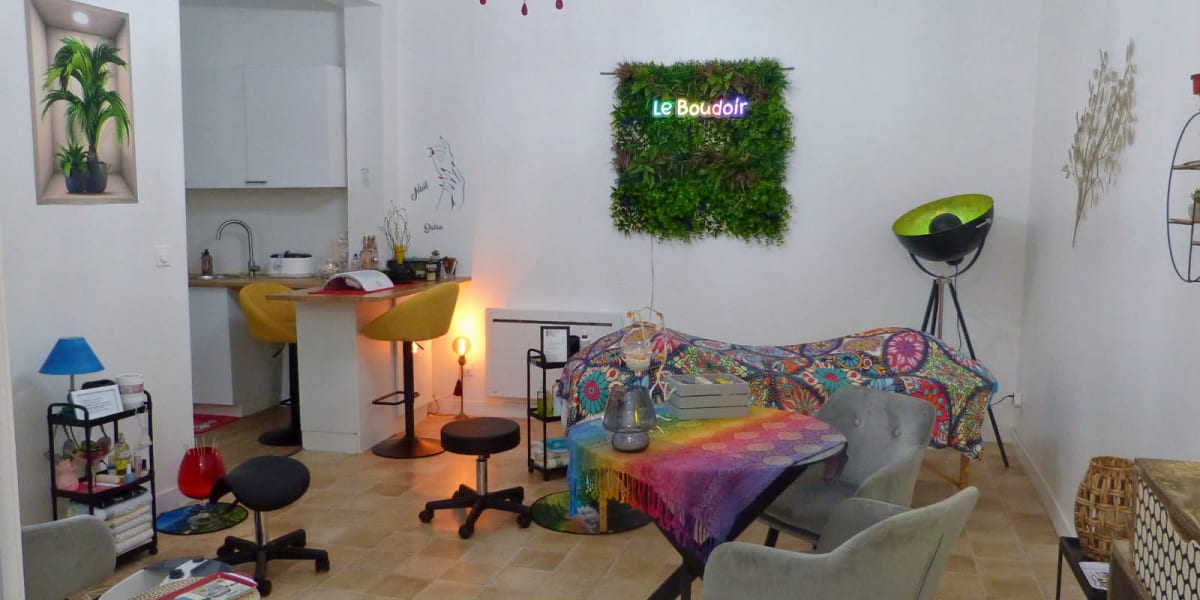 Le Boudoir de Marie - Onglerie Asnières-sur-Seine - Photo de couverture - OneBooking