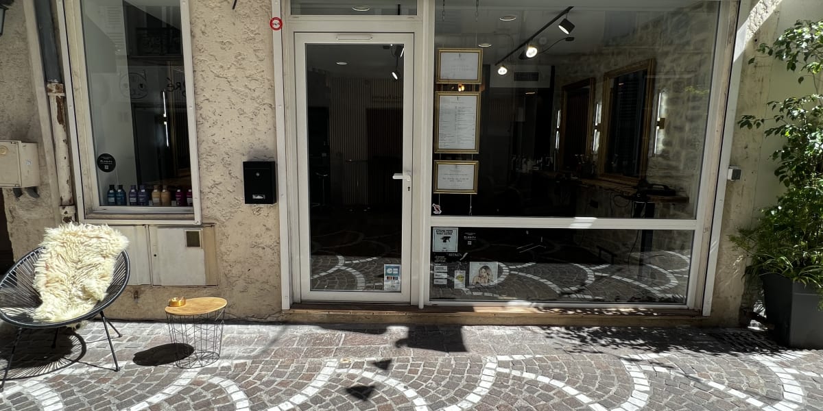 By Enzo - Institut de beauté Antibes - Photo de couverture - OneBooking