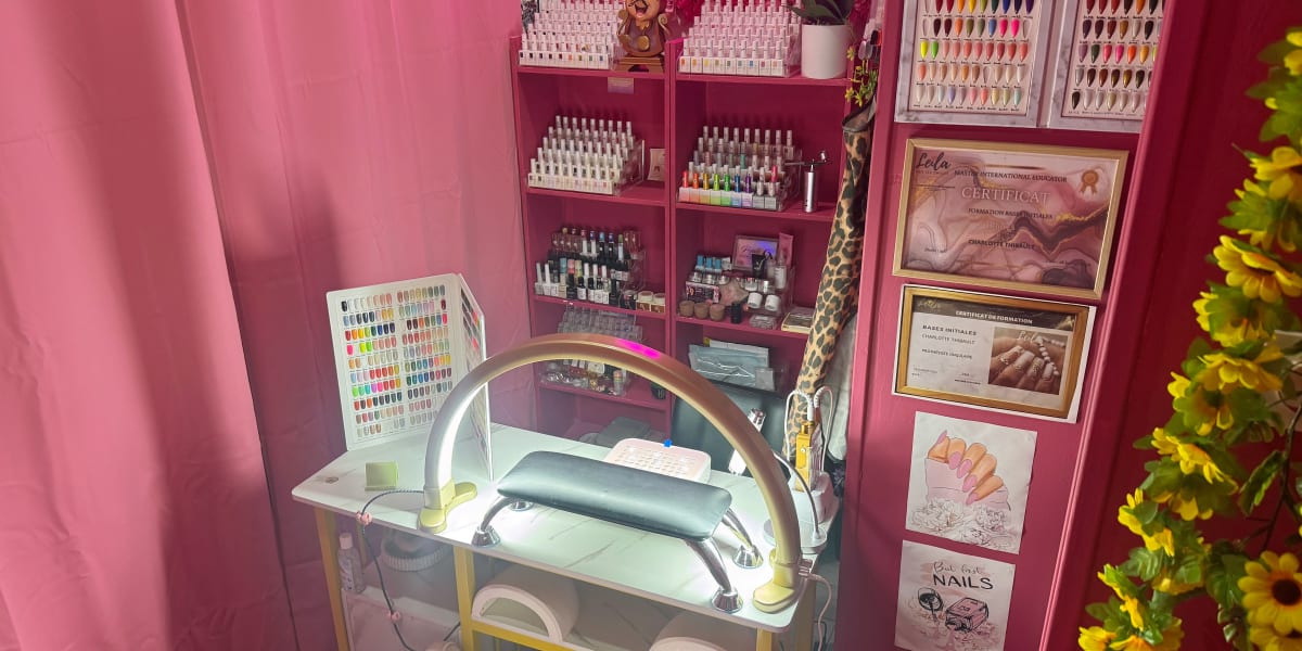 Beauty nails by cha & Mindset tattoo - Soin visage Nice - Photo de couverture - OneBooking