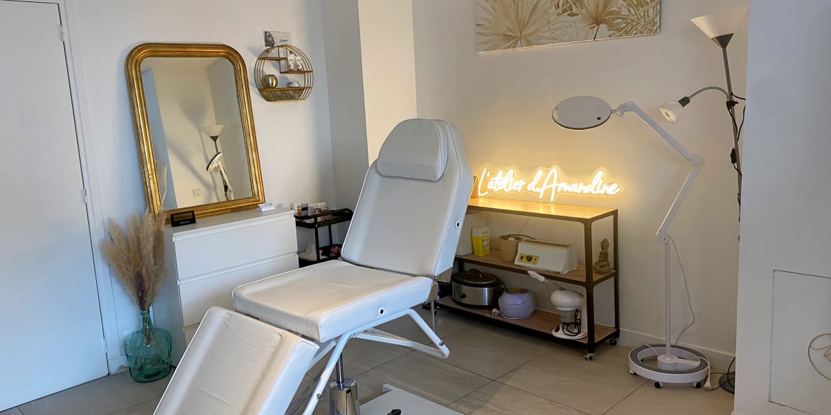 L'atelier d'Amandine - Maquillage Cagnes-sur-Mer - Photo de couverture - OneBooking