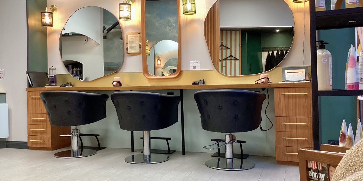 Diminu'Tif - Coiffure Saumur - Photo de couverture - OneBooking