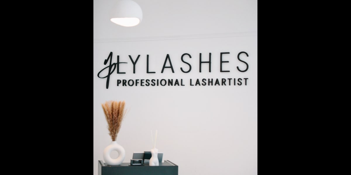 LYLASHES - Sourcils & cils Maisons-Alfort - Photo de couverture - OneBooking