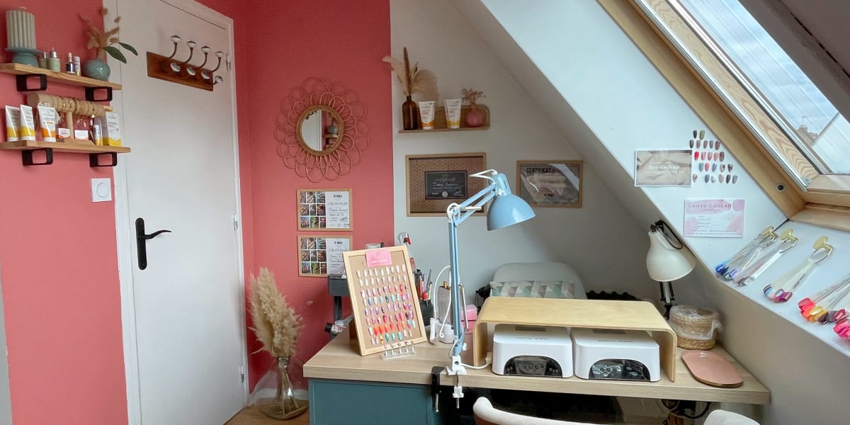 Chez Solenne - Onglerie Ploemeur - Photo de couverture - OneBooking