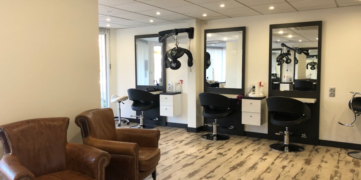 Marinaxel coiffure - Coiffure Saint-Julien-en-Genevois - Photo de couverture - OneBooking