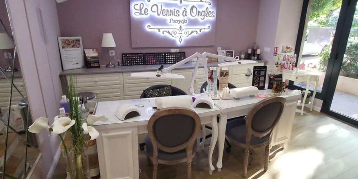 Le Vernis à Ongles - Institut de beauté Toulon - Photo de couverture - OneBooking