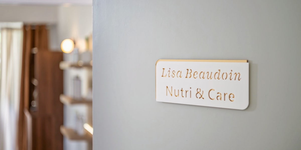 Nutricare - Sourcils & cils Nice - Photo de couverture - OneBooking