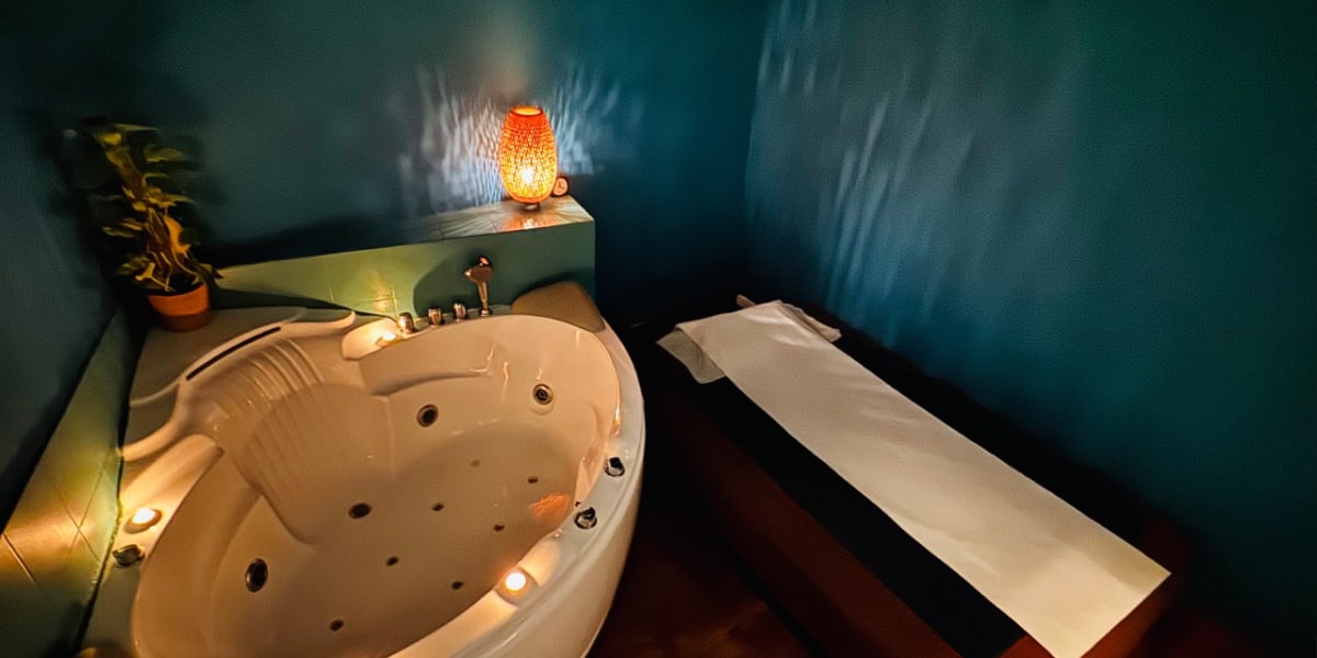Babylone Beauté - Spécialiste Massages Thai (huile chaude / Bio) / Balnéo - Spa Paris - Photo de couverture - OneBooking