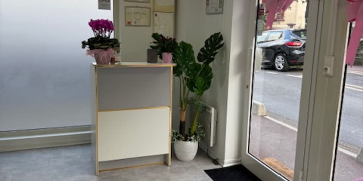 Glamoon  Coiff - Coiffure Drancy - Photo de couverture - OneBooking