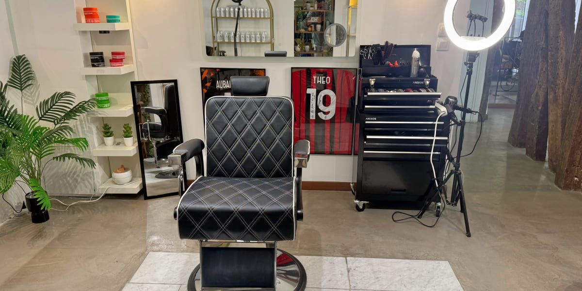 BIBOU 235 - Coiffure Paris - Photo de couverture - OneBooking