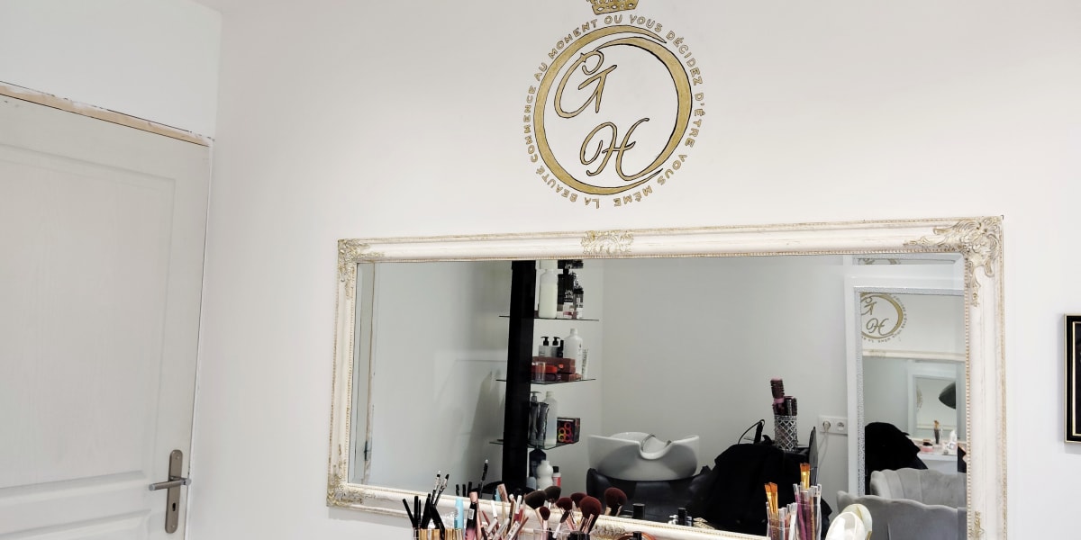 Gina Hairstyle - Coiffure Saint-Mitre-les-Remparts - Photo de couverture - OneBooking