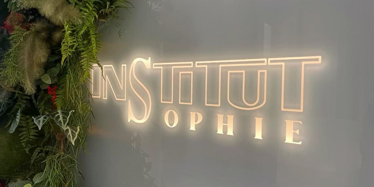Sophie institut - Sourcils & cils Lille - Photo de couverture - OneBooking