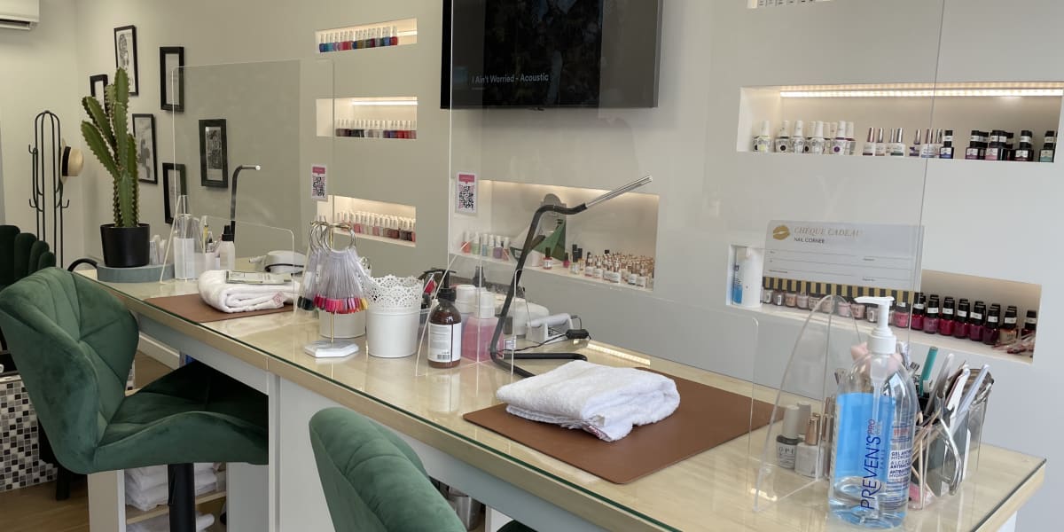 Nail Corner - Sourcils & cils Noisy-le-Grand - Photo de couverture - OneBooking