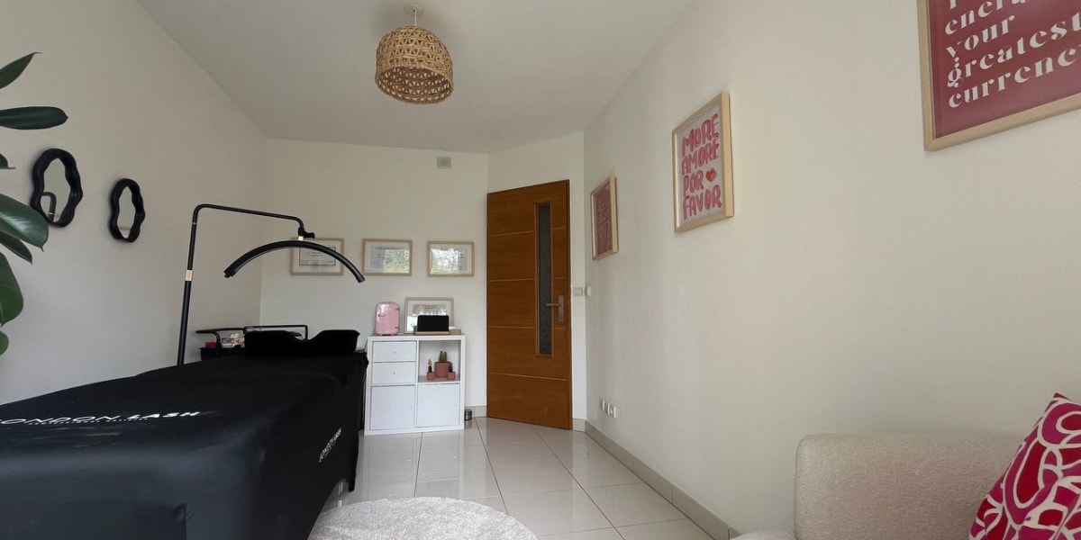 MYWAY - Sourcils & cils Auxerre - Photo de couverture - OneBooking