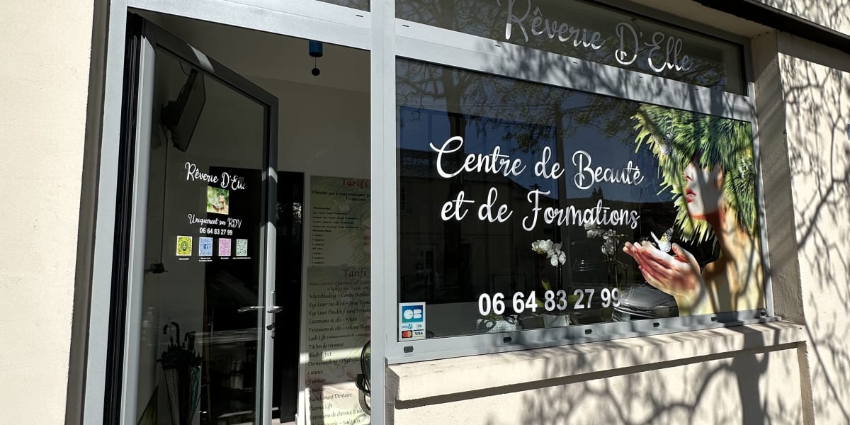 Rêverie d’Elle Formations Beauté - Sourcils & cils Rouen - Photo de couverture - OneBooking