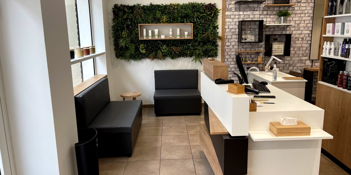 UN CÔTÉ ZEN - Espace de coiffure naturel - Coiffure Dijon - Photo de couverture - OneBooking