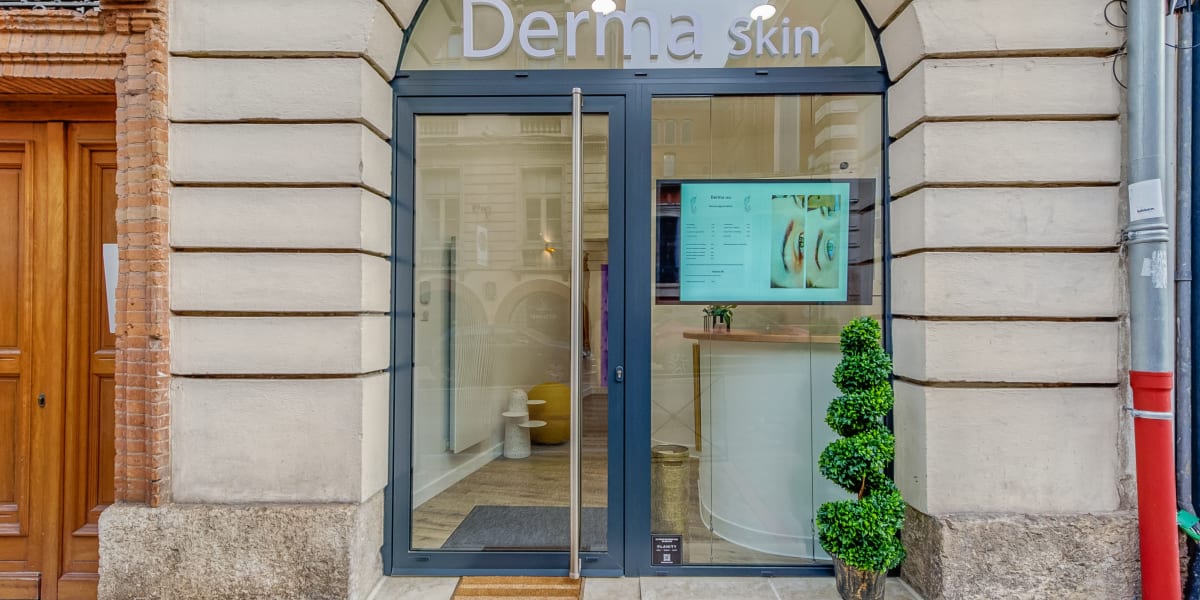 Derma Skin - Sourcils & cils Montauban - Photo de couverture - OneBooking
