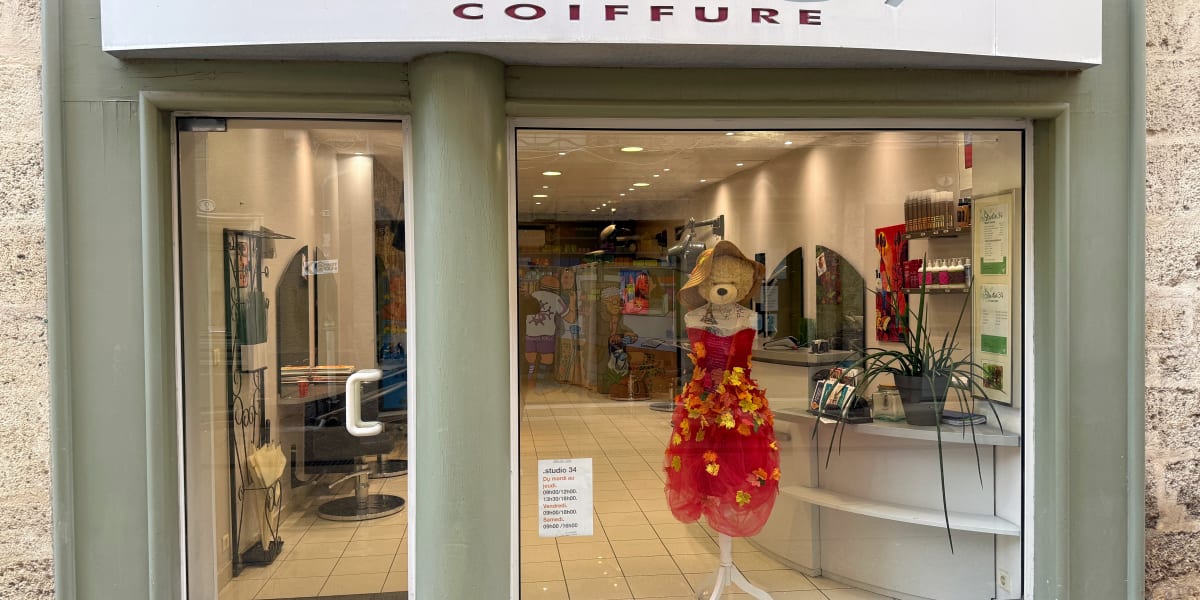 Studio 34 - Coiffure Pézenas - Photo de couverture - OneBooking