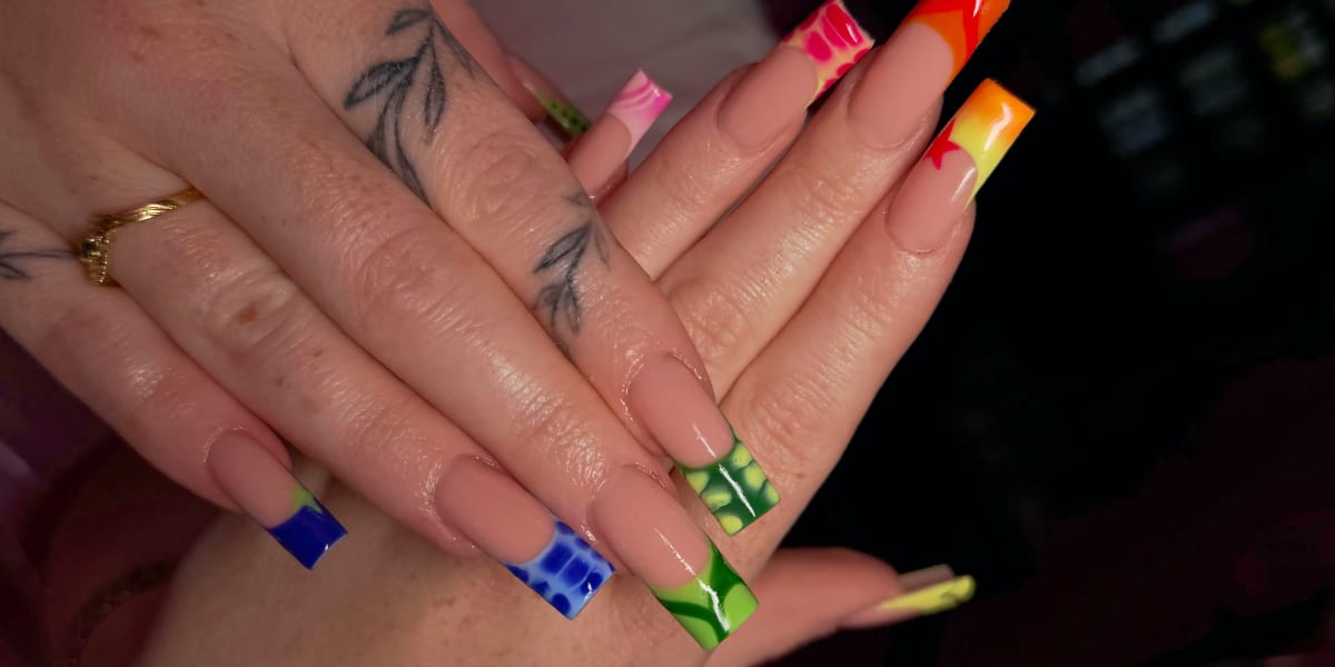 NailsLi x Tony Lespert - Sourcils & cils Nice - Photo de couverture - OneBooking