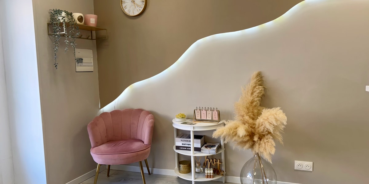 Mademoiselle Nail’s - Onglerie Paulhan - Photo de couverture - OneBooking