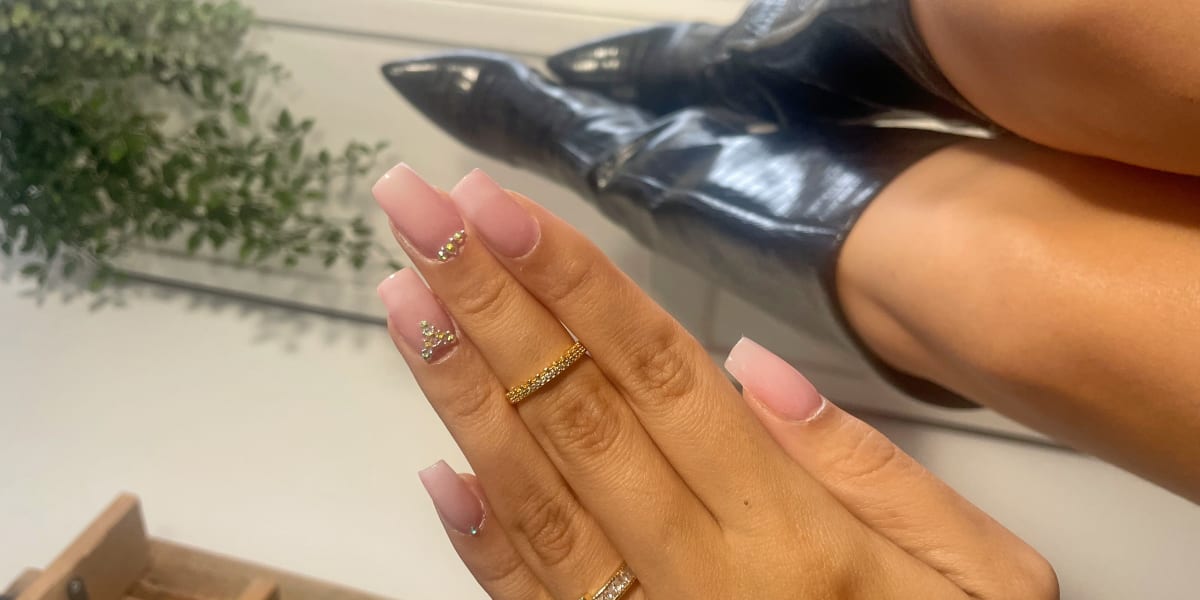 Baemby Nails - Onglerie Clermont-Ferrand - Photo de couverture - OneBooking