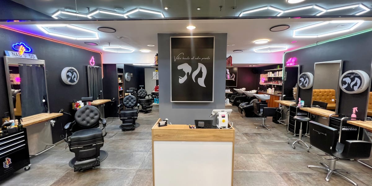 Monsieur&Madame Style - Coiffure Gex - Photo de couverture - OneBooking