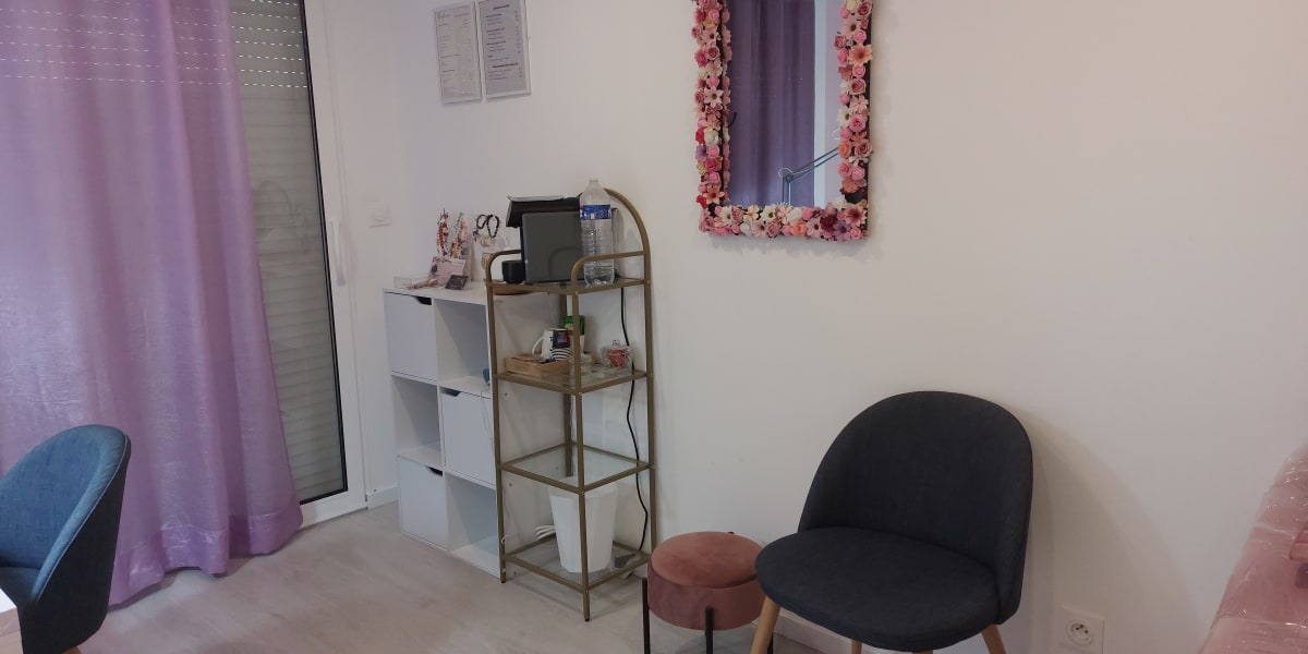 Marlène Nails Design & Beauté - Institut de beauté Beaucaire - Photo de couverture - OneBooking
