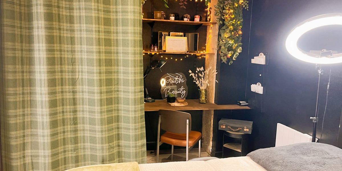 Poutchi Beauty - Massage Villefranche-sur-Saône - Photo de couverture - OneBooking