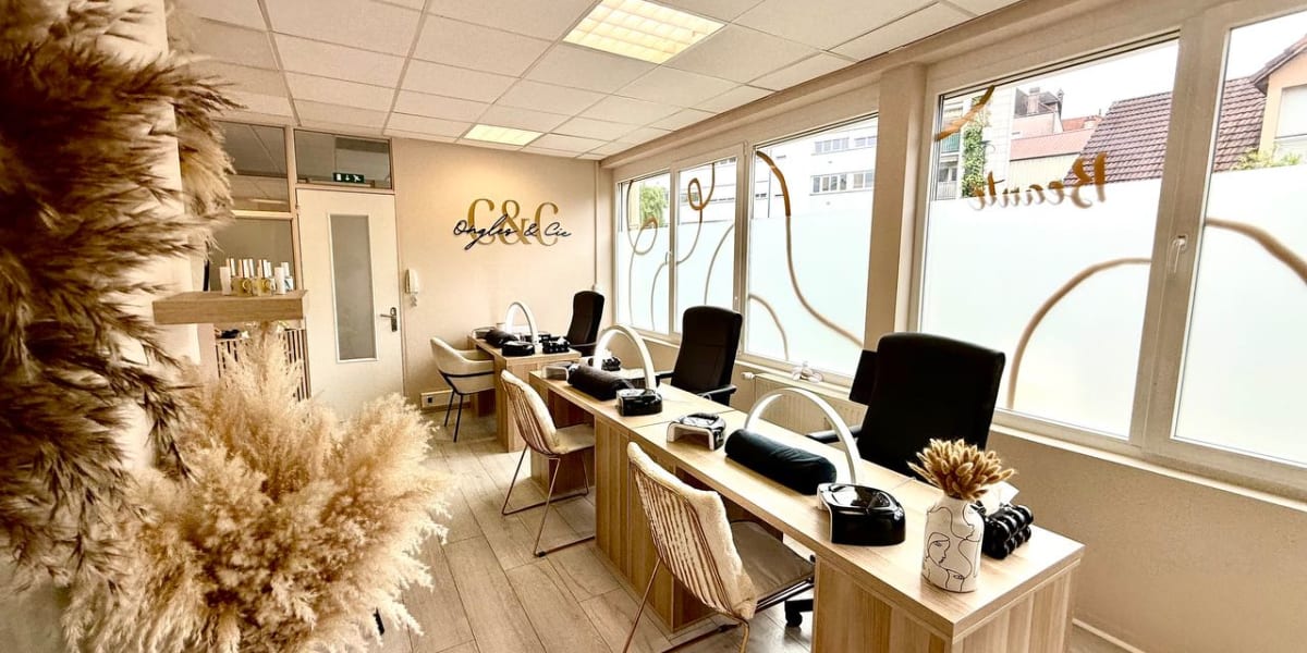 C&C Ongles &Cie - Onglerie Besançon - Photo de couverture - OneBooking