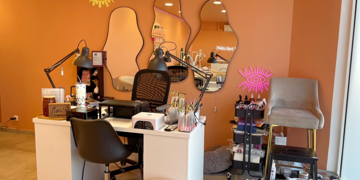 Nails By Katia - Onglerie Saint-Mitre-les-Remparts - Photo de couverture - OneBooking