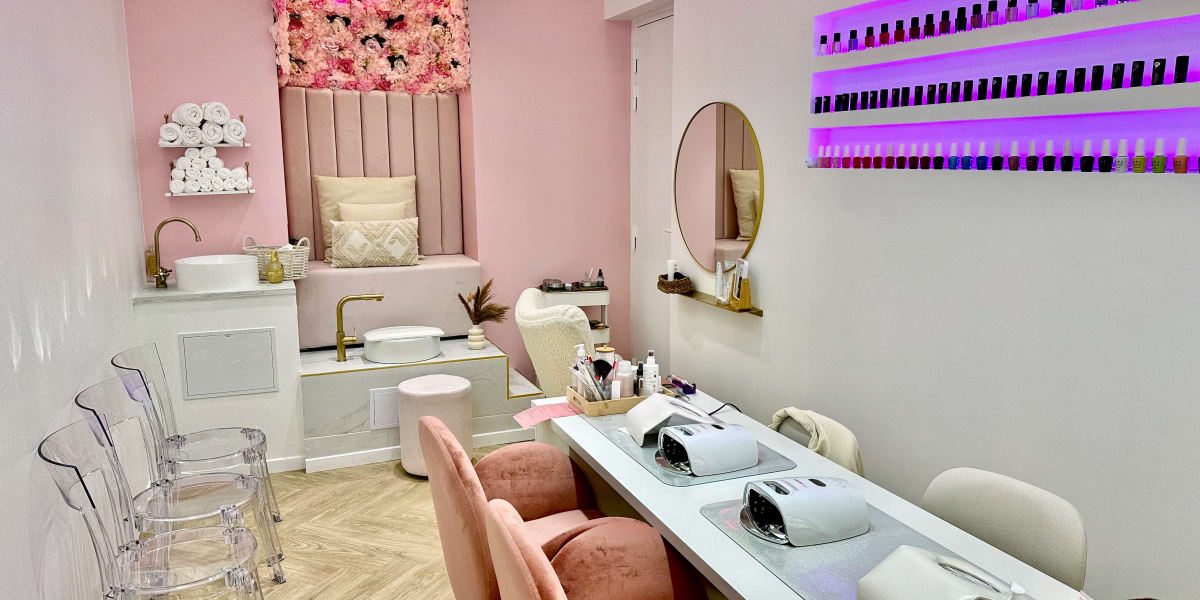 O'CHIC - Onglerie Courbevoie - Photo de couverture - OneBooking