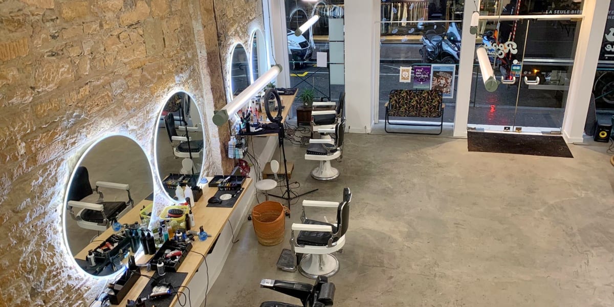 ROOTSCULTURE - Coiffure Lyon - Photo de couverture - OneBooking
