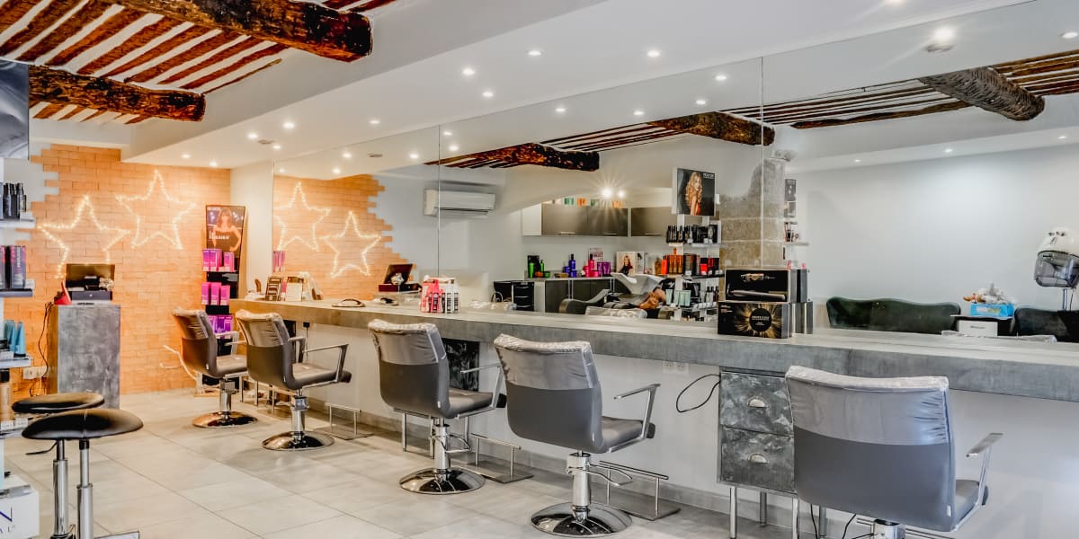 Art et Styl Coiffure - Sourcils & cils Grasse - Photo de couverture - OneBooking