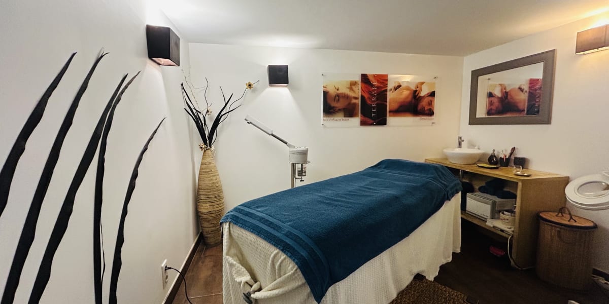 Aquaform - Sourcils & cils Limoges - Photo de couverture - OneBooking