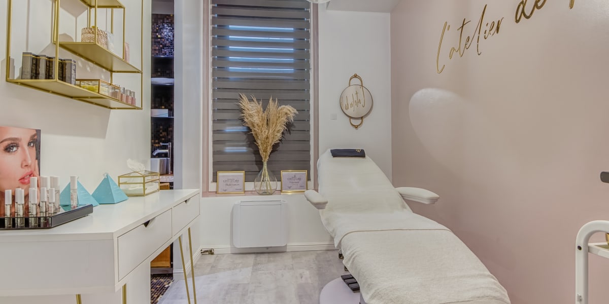 L’atelier de Maé par Jean-Louis Cacheux - Institut de beauté Lille - Photo de couverture - OneBooking