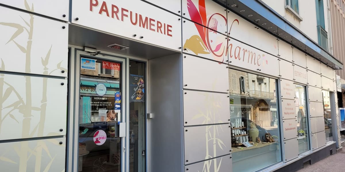 Parfumerie Charme - Institut de beauté Saint-Affrique - Photo de couverture - OneBooking