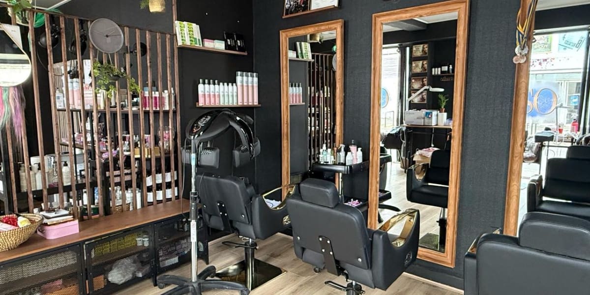 SLAVA ODINET Beauty hub - Onglerie Tours - Photo de couverture - OneBooking
