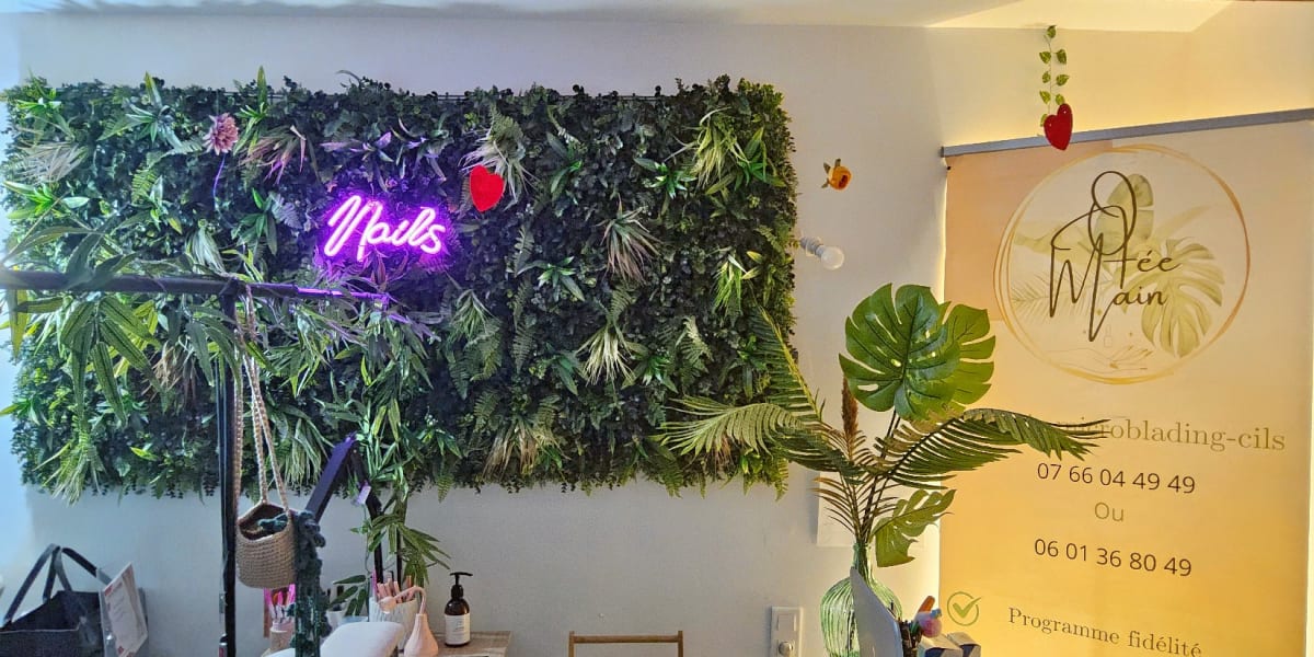 O Fée Main - Onglerie Béziers - Photo de couverture - OneBooking