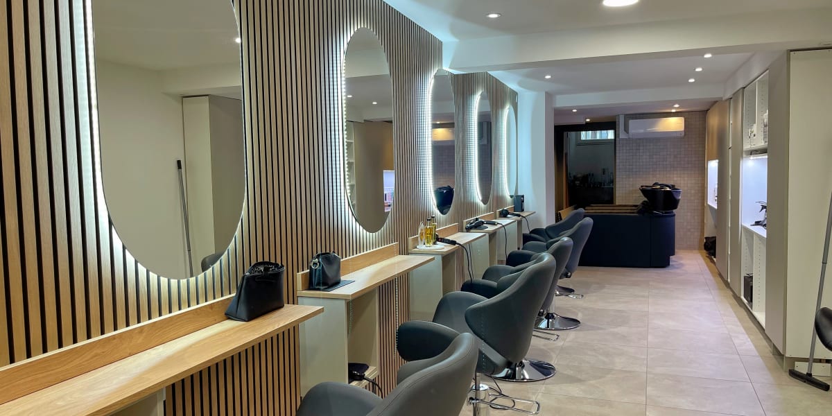 Le Salon 21 Grand’rue / Labellisé Kraemer Grand’rue - Coiffure Strasbourg - Photo de couverture - OneBooking