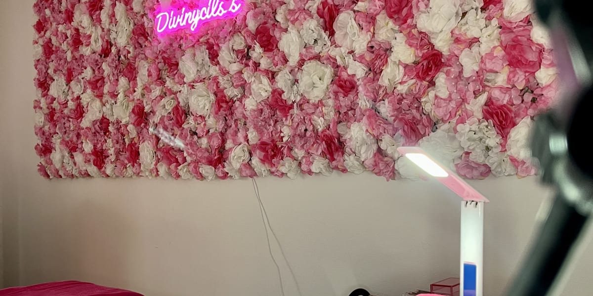Divinycils.s - Sourcils & cils Montauban - Photo de couverture - OneBooking
