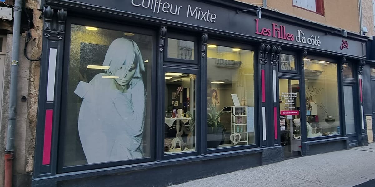 Les Filles d’à Côté - Coiffure Montbrison - Photo de couverture - OneBooking