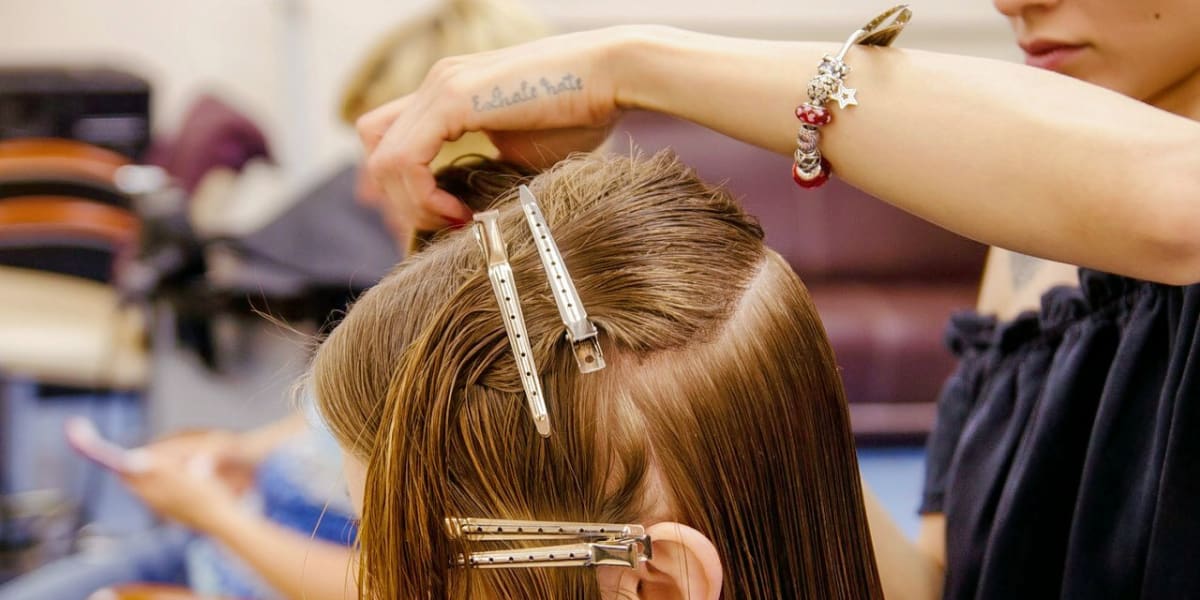 Marina Mysochka | Chez Studio EY Coiffure - Coiffure Cannes - Photo de couverture - OneBooking