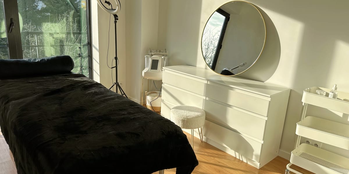 Asphia Paris - Sourcils & cils Champigny-sur-Marne - Photo de couverture - OneBooking
