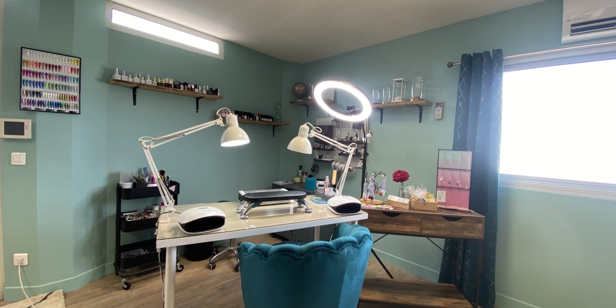 Nails of cats - Institut de beauté Beaucaire - Photo de couverture - OneBooking
