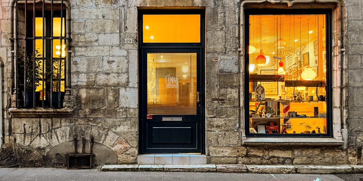 Cinq-Huitième Barber Shop - Coiffure Dijon - Photo de couverture - OneBooking
