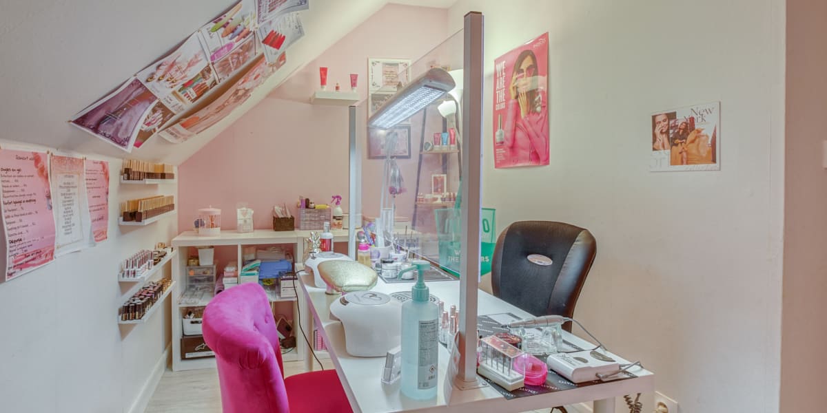 Diamant Nails - Institut de beauté Gaillon - Photo de couverture - OneBooking