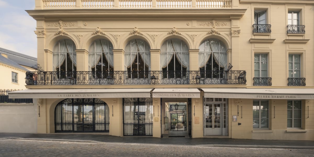 Spa des Lumières - Onglerie Versailles - Photo de couverture - OneBooking